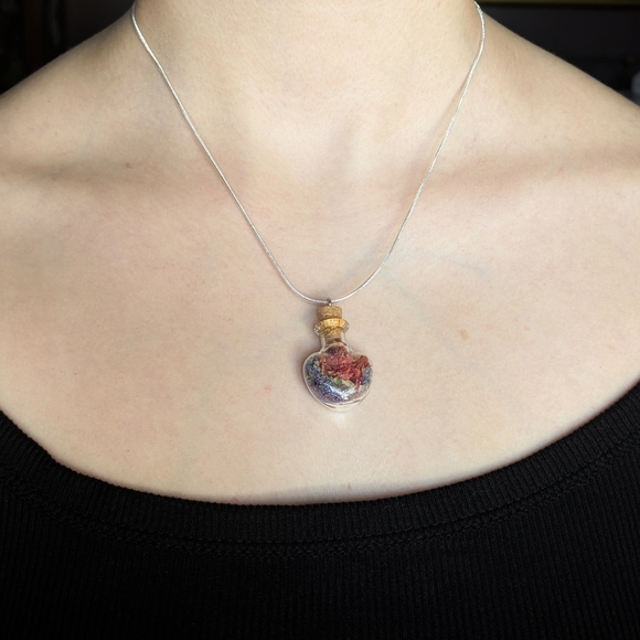 Romanticize Your Life Spell Jar Pendant Necklace - Picture 3 of 4